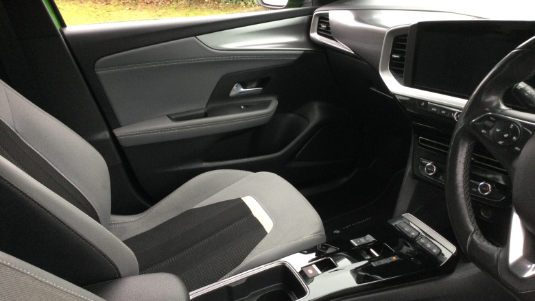 Vauxhall Mokka 100kW Elite Premium 50kWh 5dr Auto Electric Hatchback